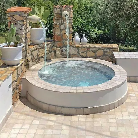 Awesome In W/ Jacuzzi, Wifi And Outdoor Swimming Pool * פיסטיצ'י